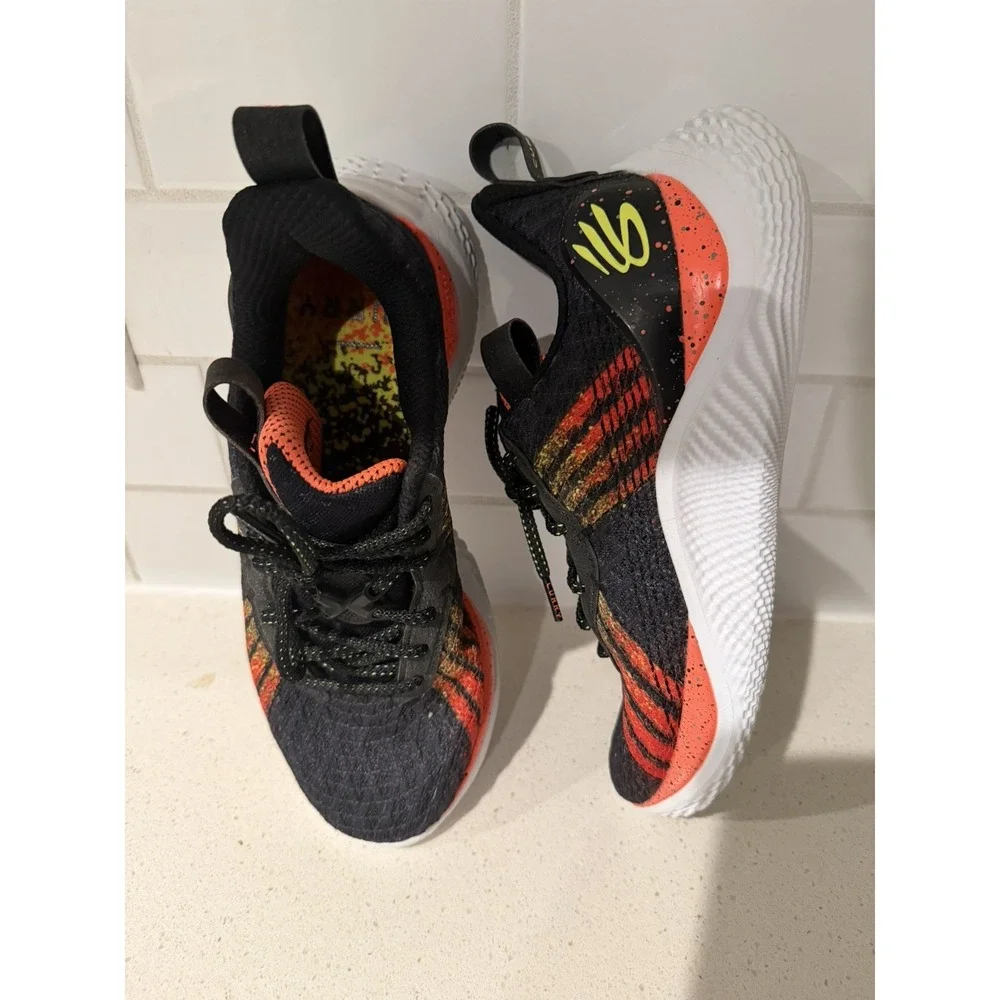 Under Armour product pair